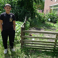 Tolga (14) started the conversation invited me behind the big iron gate to where his mother and the other ladies had done some guerilla gardening. In the mean time I have been collaborating with these neighbours in the design of a community orchard at thi